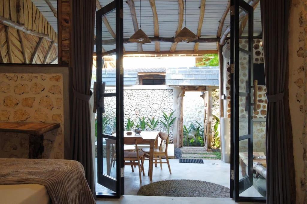 Alma Surf 03 - Cozy 01 Bed With Private Pool Apartemen