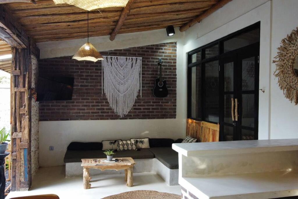 Alma Surf 03 - Cozy 01 Bed With Private Pool * Uluwatu (Bali)